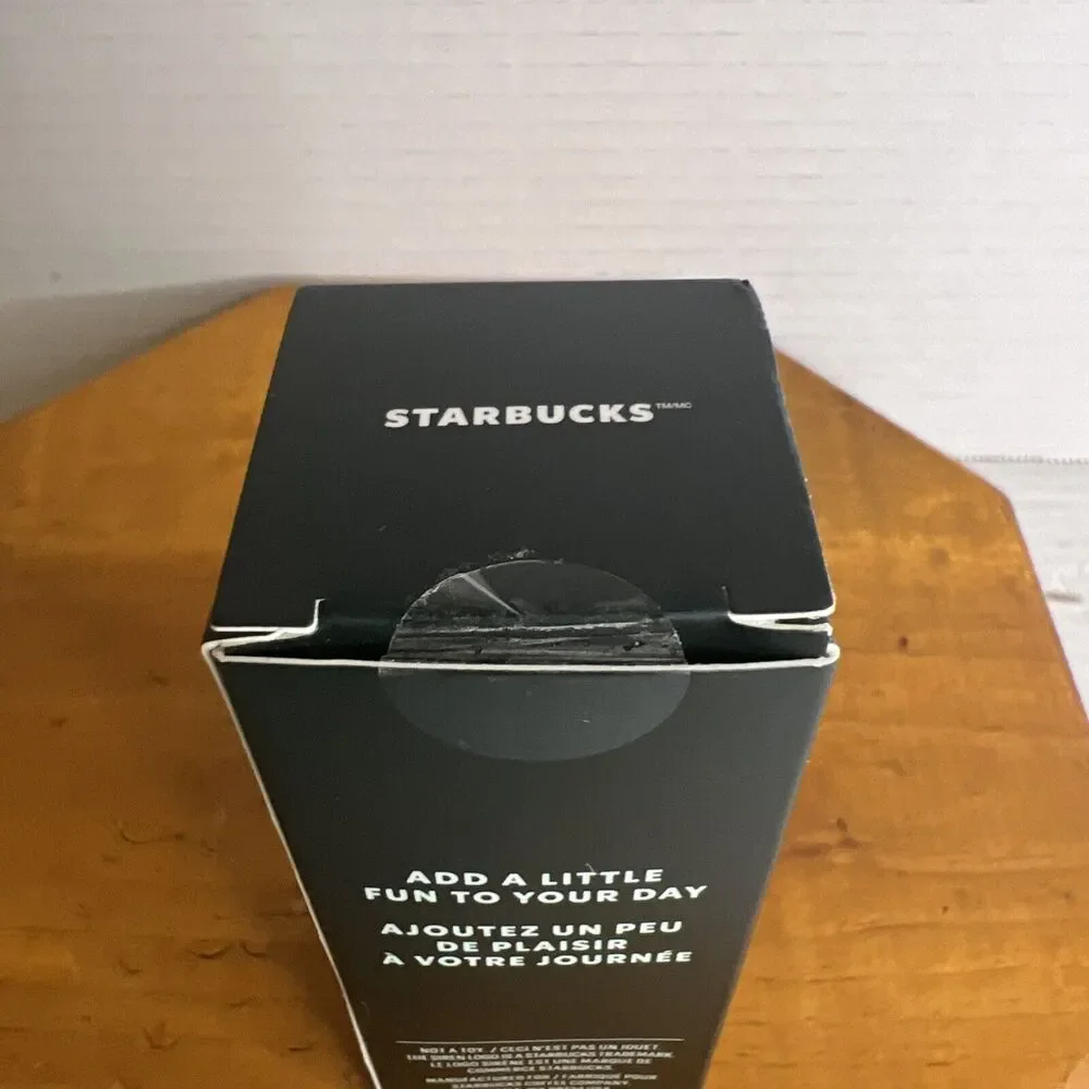 Starbucks Winter 2024 Black Pleated‎ Cold Cup Keychain New
